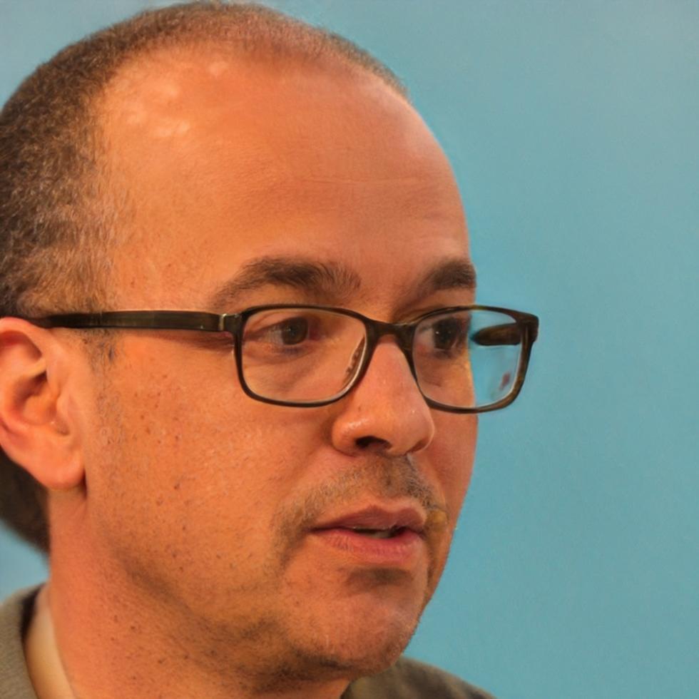 Tobias Veltmann, Plattform-Administrator